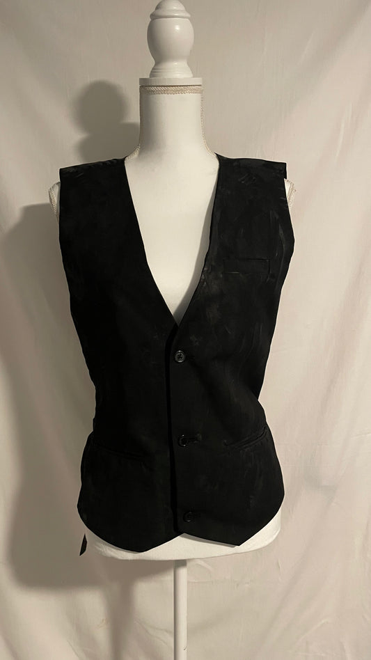 Claws vest
